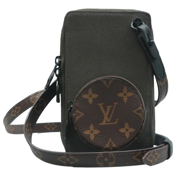 Authentic Louis Vuitton Phone Box Monogram Canvas Shoulder Bag 1258-092124 - Picture 1 of 12